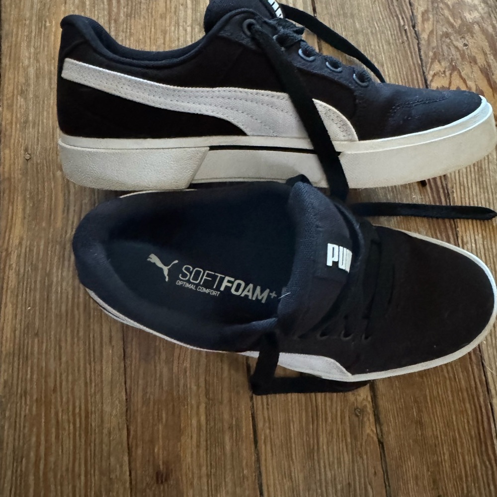 Puma women's Black and White Sneakers